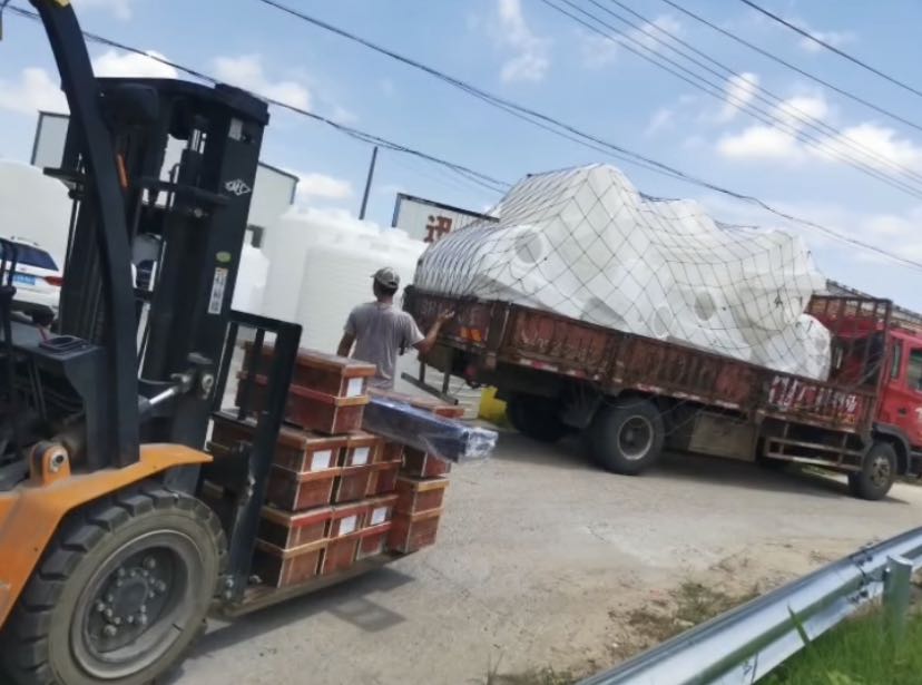 塑料水箱容器哪家好？